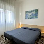 Villa Bianca - Carraro Immobiliare Jesolo -Family Apartments